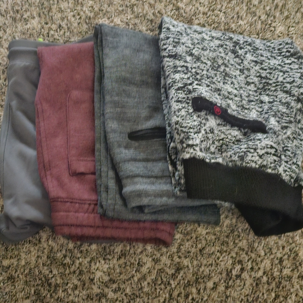 Youth joggers 4 pair